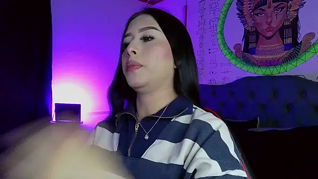 Snapshot of melissa__dolce chatting on 12/16/25, 10:04 melissa dolce online show from 12/16/25, 10:04
