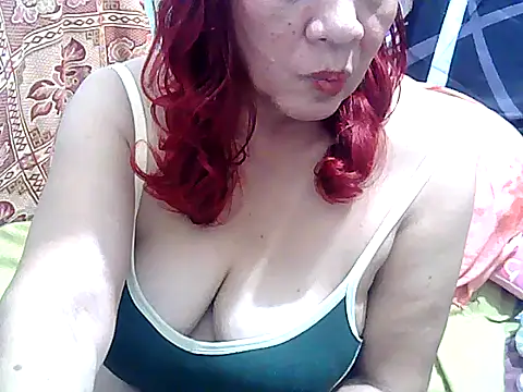 Snapshot of Sweetpinay_mature chatting on 05/12/26, 12:57 Sweetpinay mature online show from 05/12/26, 12:57