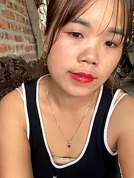 Snapshot of nachi-baby chatting on 10/30/25, 06:04 nachi-baby online show from 10/30/25, 06:04