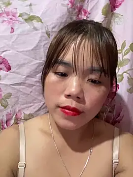 Snapshot of nachi-baby chatting on 10/31/25, 08:43 nachi-baby online show from 10/31/25, 08:43