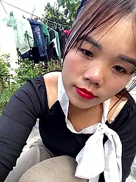 Snapshot of nachi-baby chatting on 11/21/25, 08:02 nachi-baby online show from 11/21/25, 08:02