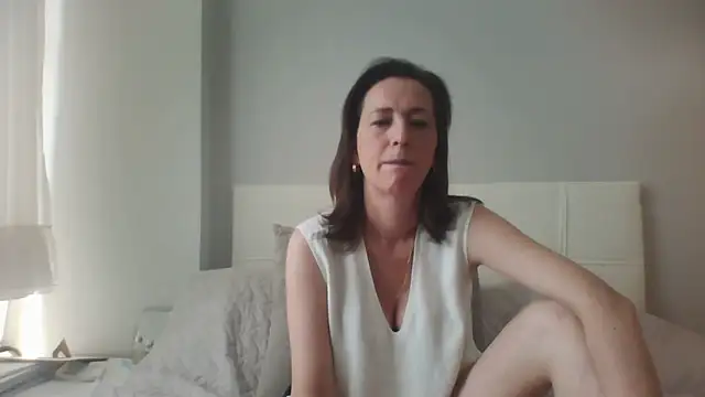 ArianaStarr online show from 06/03/26, 07:00