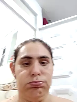 blanca24325 online show from 10/27/25, 07:29