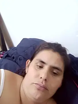 blanca24325 online show from 10/28/25, 07:34