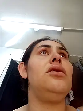 blanca24325 online show from 11/08/25, 03:56