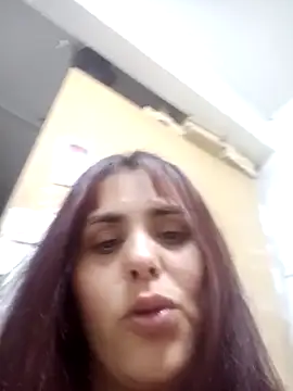 blanca24325 online show from 11/26/25, 03:51