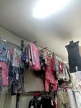 blanca24325 online show from 12/02/25, 04:02