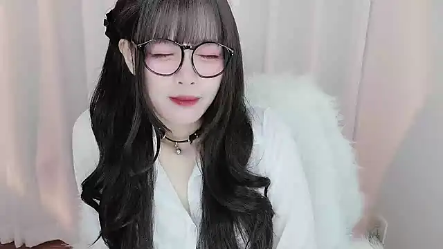-zhuzhu-999- online show from 06/11/26, 12:32