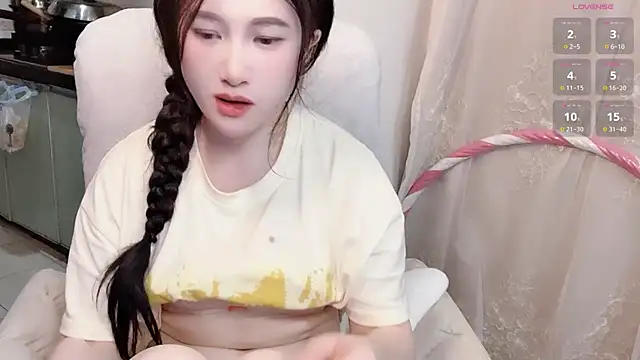 Snapshot of anna-888- chatting on 11/05/25, 05:35 anna-888- online show from 11/05/25, 05:35