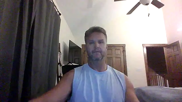 Snapshot of 45andfit1 chatting on 11/02/25, 02:58 45andfit1 online show from 11/02/25, 02:58