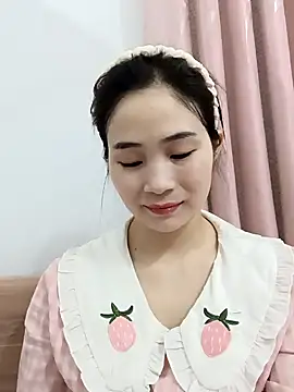 Pig pig11 online show from 12/03/25, 12:47