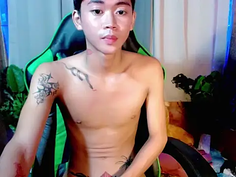 Snapshot of AsianCuteGuy21 chatting on 11/24/25, 12:05 AsianCuteGuy21 online show from 11/24/25, 12:05