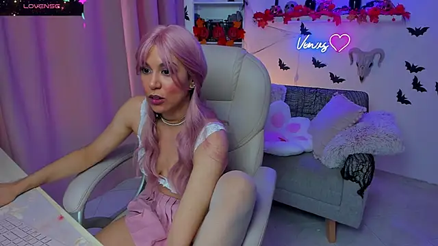 VenusIsLove  online show from 10/26/25, 06:36