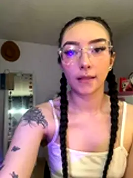 soffia candy  online show from 10/27/25, 02:43