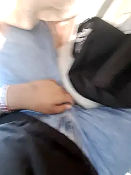 Snapshot of chrisxxc chatting on 10/28/25, 12:41 chrisxxc online show from 10/28/25, 12:41