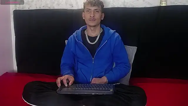 SavageLover  online show from 12/02/25, 04:29