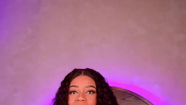 loana vegas online show from 07/25/26, 04:15