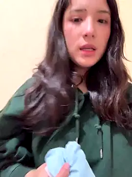 AikoStar online show from 10/25/25, 05:04