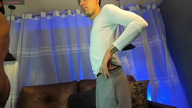 Snapshot of Suckdream1 chatting on 11/04/25, 08:08 Suckdream1 online show from 11/04/25, 08:08