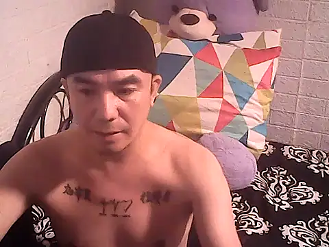 yourasiandesire69 online show from 11/10/25, 09:52