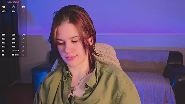 LoraPuffs online show from 06/15/26, 02:52