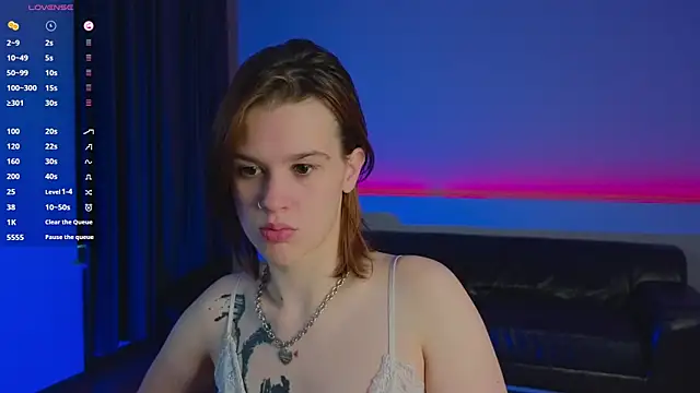 LoraPuffs online show from 07/20/26, 04:20