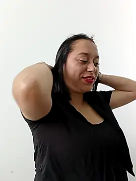 Caroline-17 online show from 11/14/25, 06:06