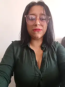 Caroline-17 online show from 11/22/25, 06:07