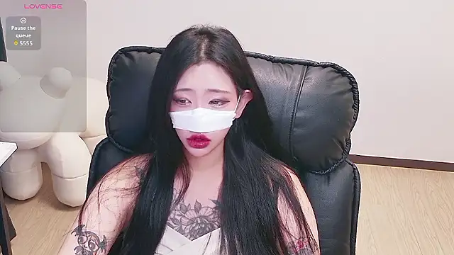Milk Sola online show from 07/12/26, 09:50