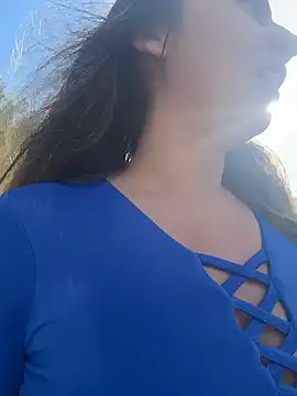 Snapshot of sarah_honey__ chatting on 11/04/25, 12:59 sarah honey online show from 11/04/25, 12:59