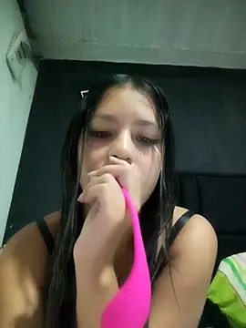 Emily Sore online show from 11/07/25, 04:12