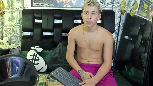 Snapshot of Horny_Duo0 chatting on 11/02/25, 03:20 Horny Duo0 online show from 11/02/25, 03:20