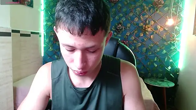 Garuo 18 online show from 11/18/25, 03:12