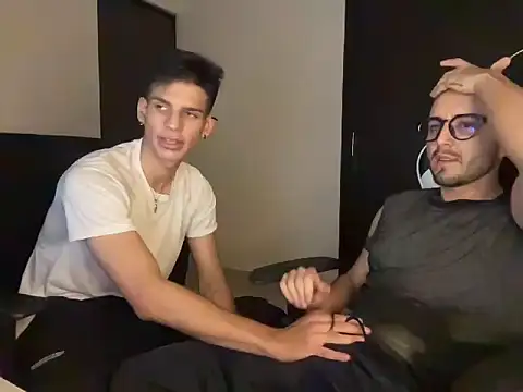 lionandreough online show from 10/27/25, 11:31