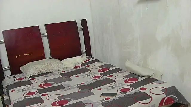 Snapshot of fer_luna chatting on 11/07/25, 04:12 fer luna online show from 11/07/25, 04:12