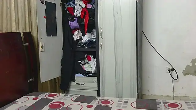 Snapshot of fer_luna chatting on 11/28/25, 04:26 fer luna online show from 11/28/25, 04:26