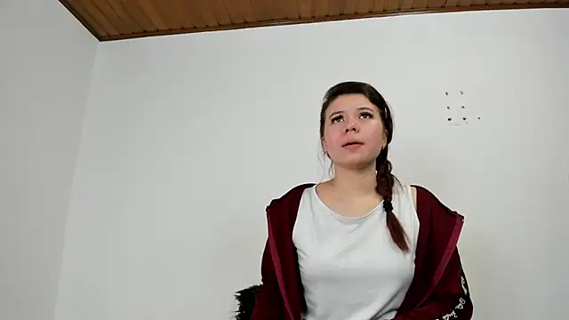 Vanessa Martinz online show from 10/30/25, 12:17