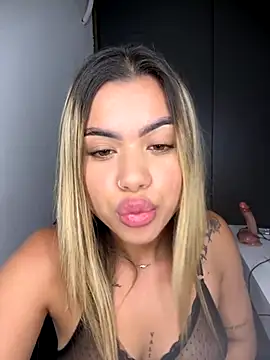 Alanna-foxx online show from 10/28/25, 03:10