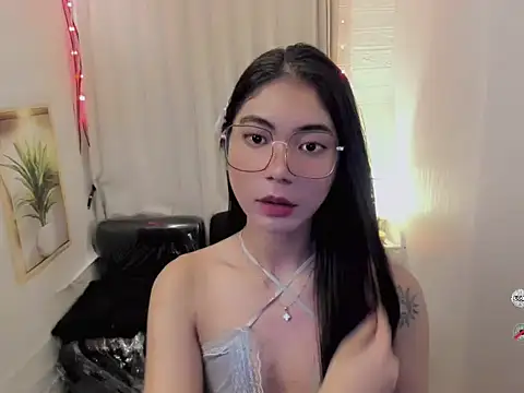 Snapshot of BigCockJade chatting on 02/11/26, 06:13 BigCockJade online show from 02/11/26, 06:13
