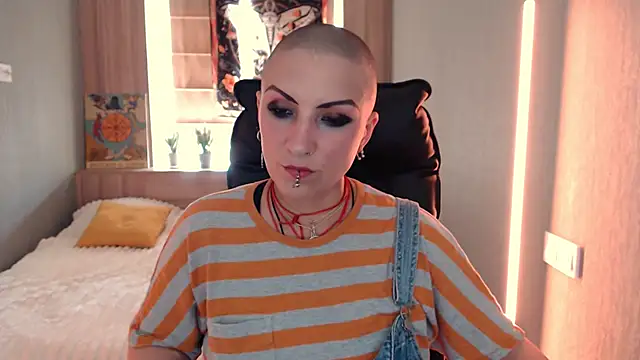 Sweet-n-Strong online show from 07/01/26, 11:23