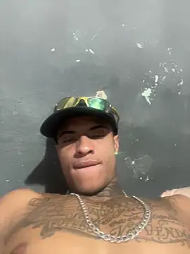 Guilps online show from 10/25/25, 01:46