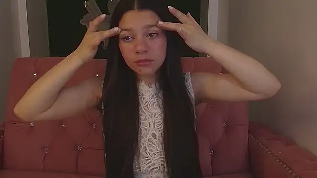 Snapshot of velvetvixen_t chatting on 11/28/25, 01:25 velvetvixen t online show from 11/28/25, 01:25