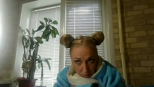 LilaniLoverx online show from 10/26/25, 12:11