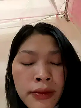 simmi-2 online show from 10/25/25, 05:04