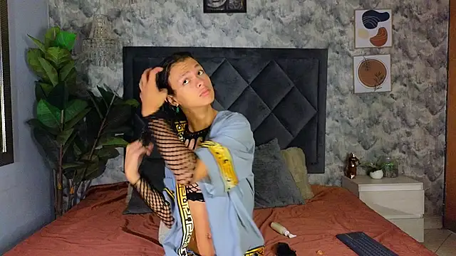 Indi rave online show from 11/19/25, 12:49