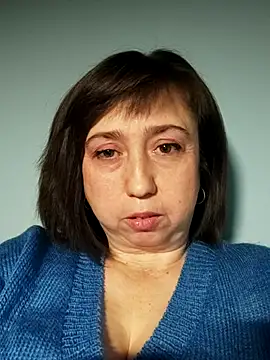 Snapshot of MaryKiki5619 chatting on 11/15/25, 06:48 MaryKiki5619 online show from 11/15/25, 06:48