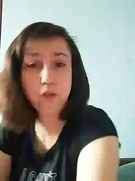 Snapshot of MaryKiki5619 chatting on 12/01/25, 11:26 MaryKiki5619 online show from 12/01/25, 11:26