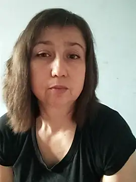 Snapshot of MaryKiki5619 chatting on 12/02/25, 11:37 MaryKiki5619 online show from 12/02/25, 11:37