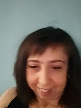 Snapshot of MaryKiki5619 chatting on 12/03/25, 12:14 MaryKiki5619 online show from 12/03/25, 12:14