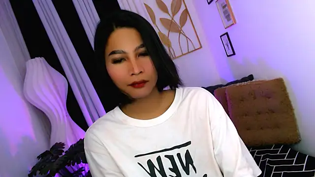 YourPrettyBella TS online show from 05/22/26, 10:43